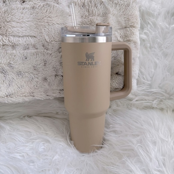 Stanley 40 Oz Tumbler Driftwood